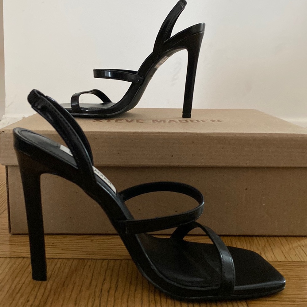 BNIB Steve Madden black Gracey Sandal heels size 6.5